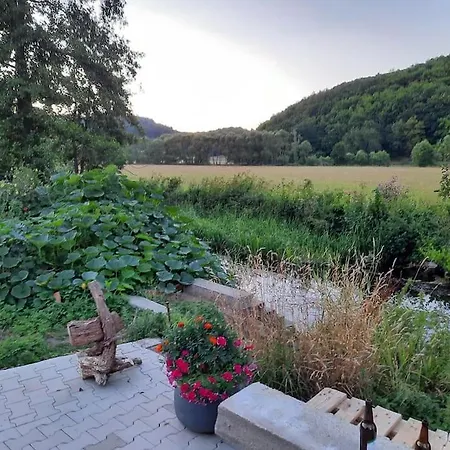 Lindenwohnung An Historischer Mühle Apartamento *