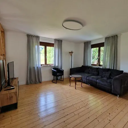 Lindenwohnung An Historischer Muehle